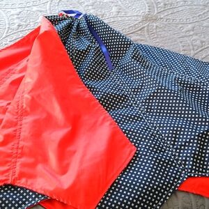 Large reversible Christmas tree skirt